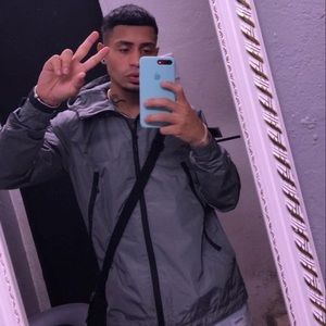 Meet your Posher, Jonathan